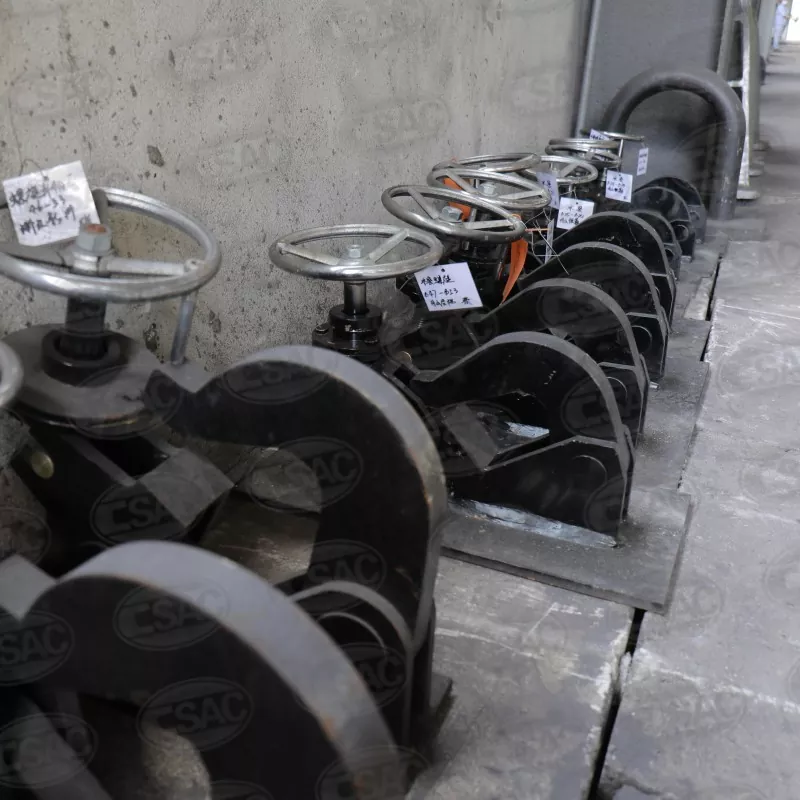 Su keçirməyən fırlanan lövbər zənciri ayırıcı